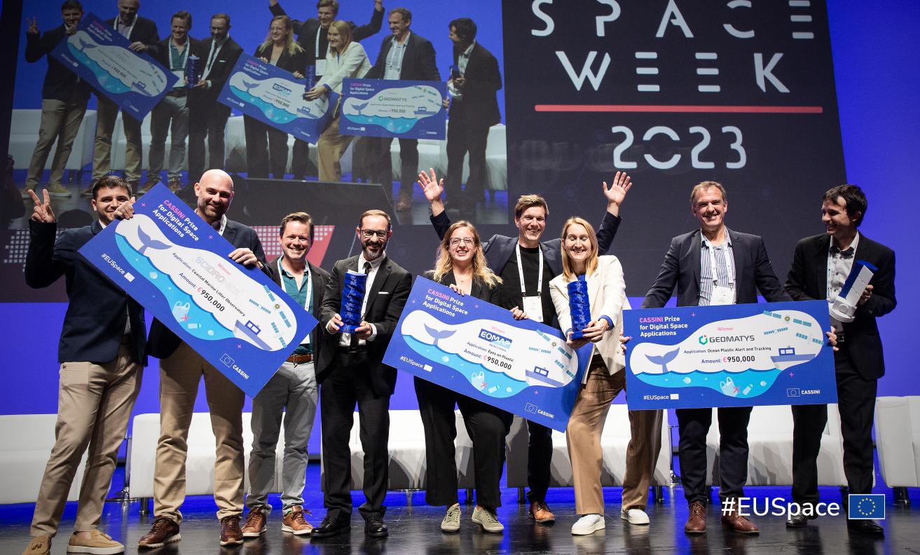 Discover the CASSINI Prize for digital space applications, dedicated in seeking winning, innovative, space-based solutions ready to detect, monitor and remove plastics, microplastics and other litter from our oceans and waterways.